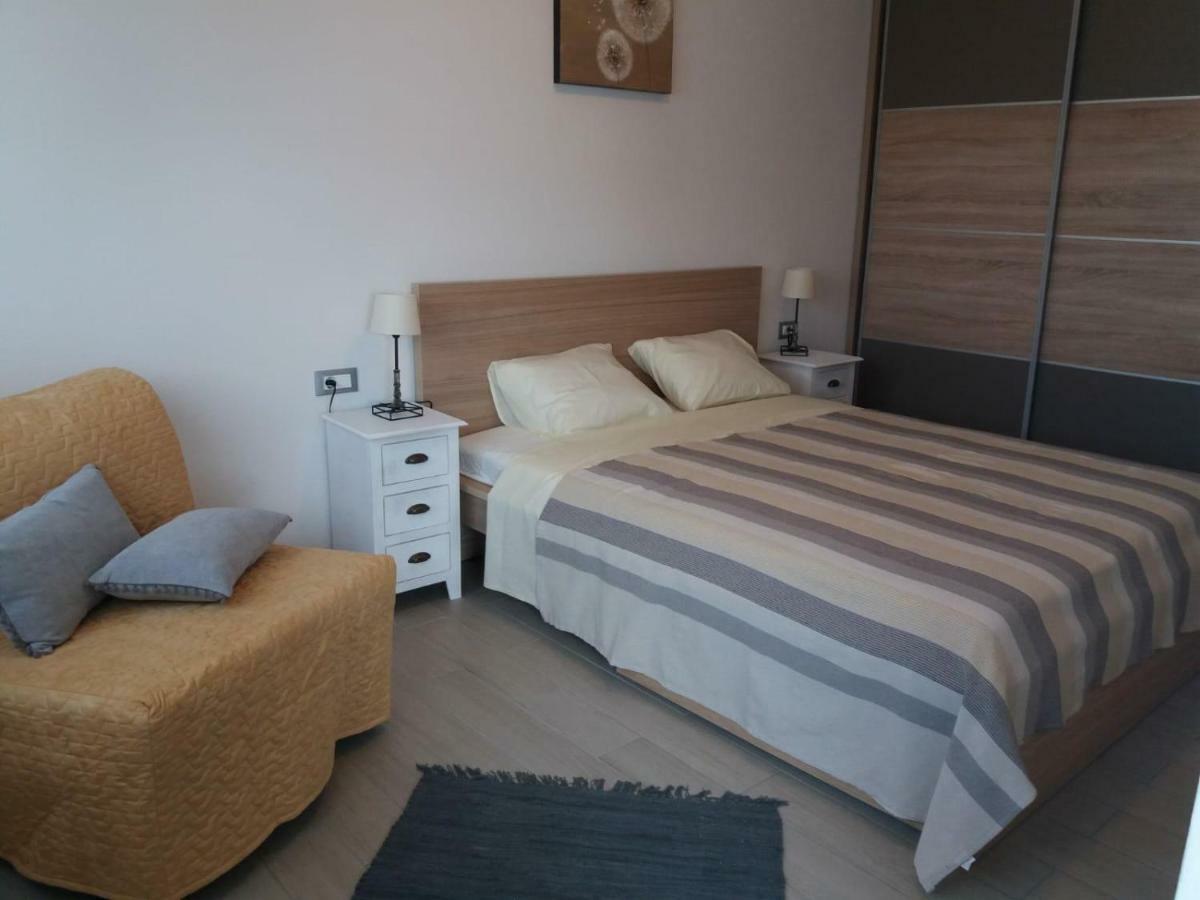 Apartment Marina Трогір Екстер'єр фото