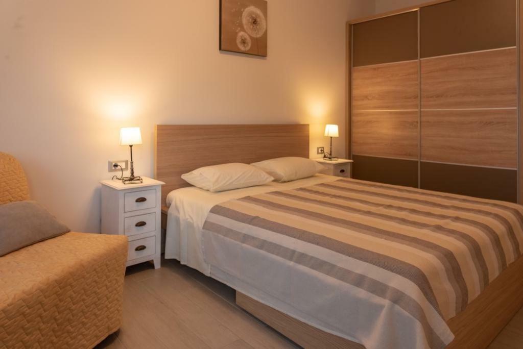 Apartment Marina Трогір Екстер'єр фото